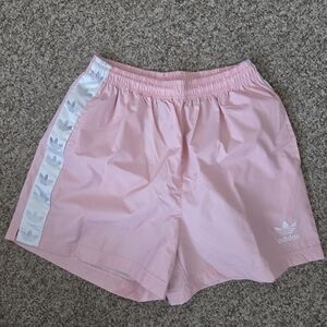 VINTAGE RETRO ADIDAS PINK 3 STRIPE TREFOIL WIND SHORT SIZE M‎ / FIT LIKE SIZE S
